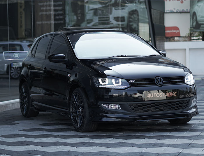 Volkswagen Polo sunroof with sunshade